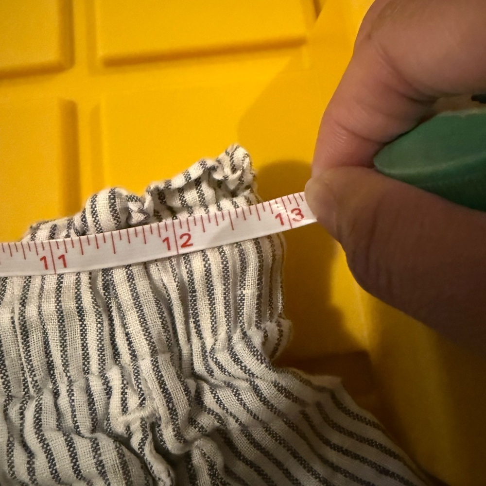 Left On Friday Getaway Shorts - Picture 6 of 9